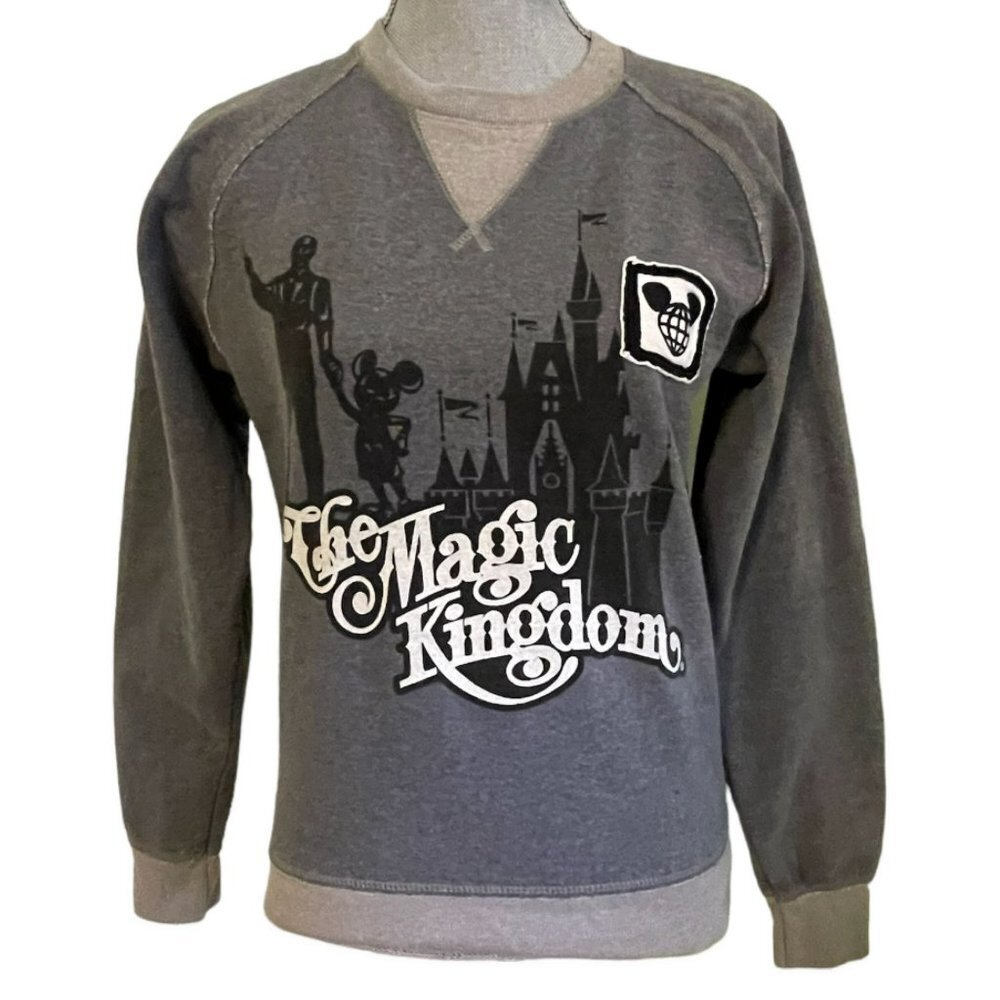 Disney Parks Magic Kingdom Mickey Mouse Gray Sweatshirt Size S